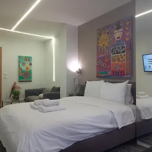 Eros Welcome Downtown Studio - Explore Center By Foot - Close To Helexpo & Διαμέρισμα